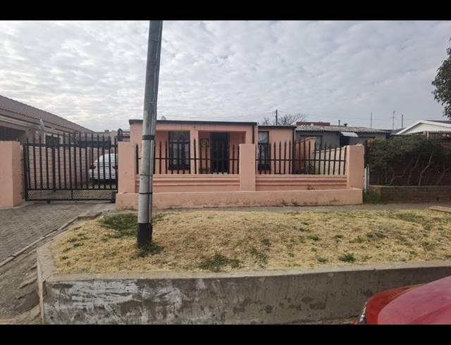 3 BEDROOM HOUSE FOR SALE IN RIVERLEA